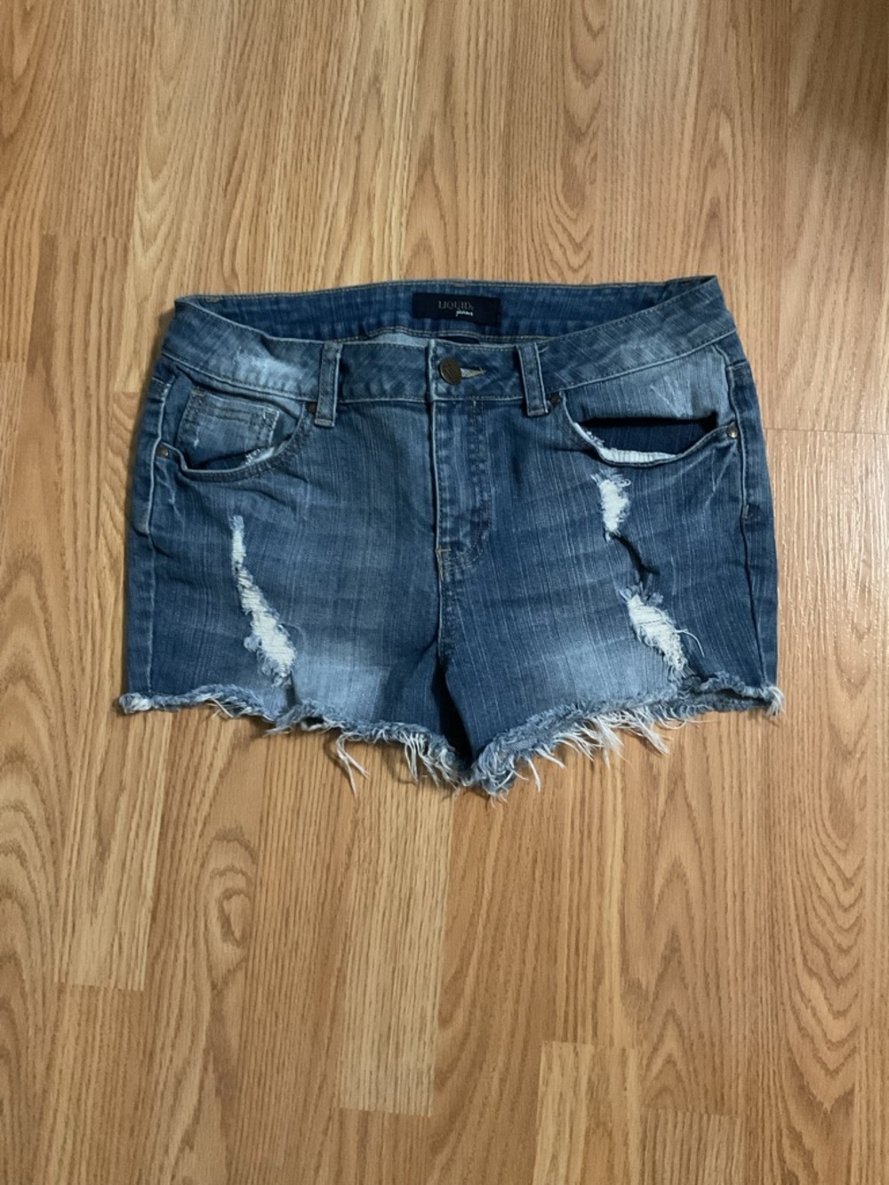 Sz 9/10 Liquid X Distressed Denim Cut Off Shorts - Picture 2 of 6